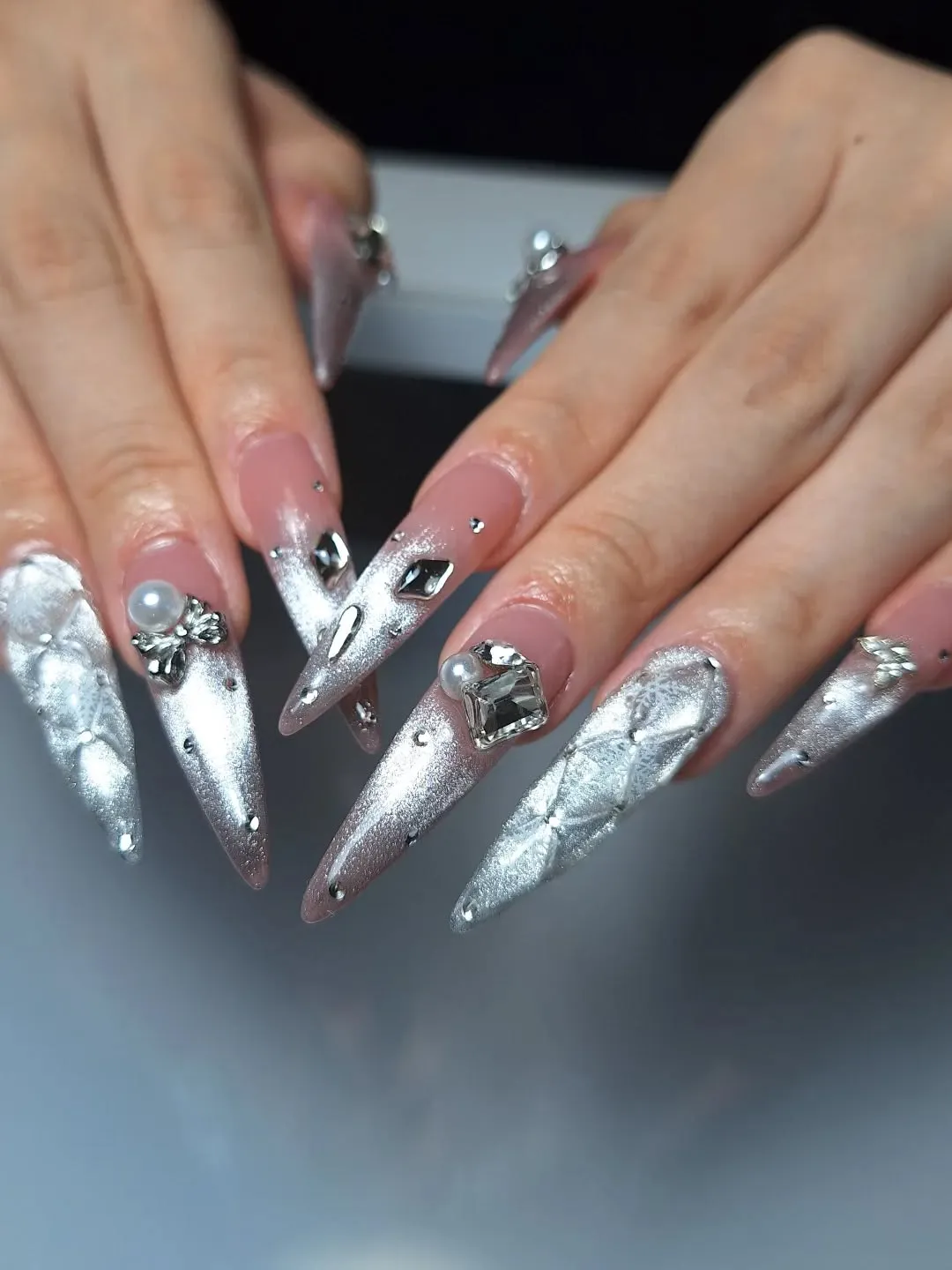 _𝑼𝑳𝑺𝑻𝑬𝑳𝑳𝑨 𝑵𝑨𝑰𝑳 𝑺𝑻𝑼𝑫𝑰𝑶 𝒃𝒚 𝒂𝒌𝒂𝒏...